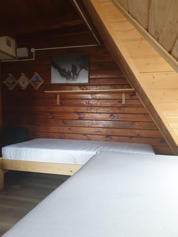 Bacowka Pttk Jaworzec Vandrarhem Wetlina Exteriör bild